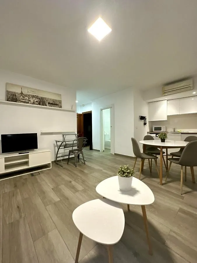 Urbe10 Santa Lucia 1 Bedroom Apartment 1A Málaga
