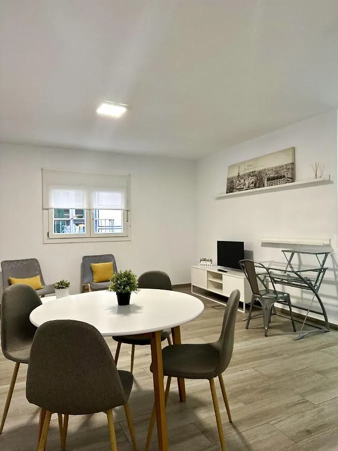 Urbe10 Santa Lucia 1 Bedroom Apartment 1A Málaga